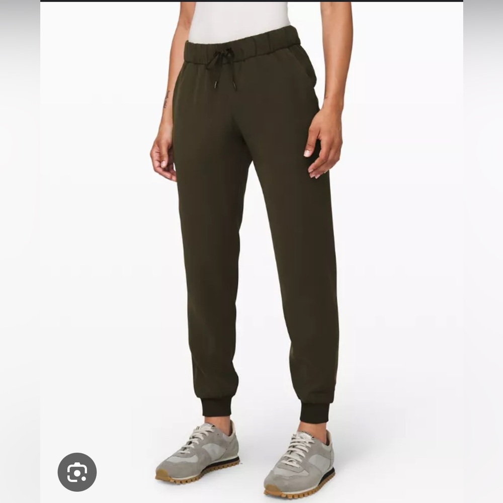 Lululemon On The Fly Midrise Jogger
